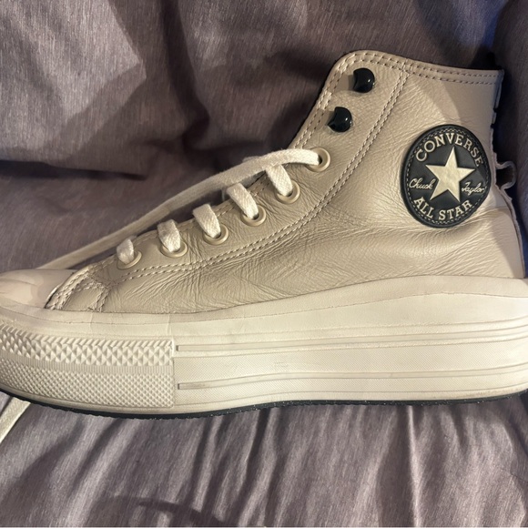 Converse Beige High-Tops with Black Interior - Picture 4 of 7